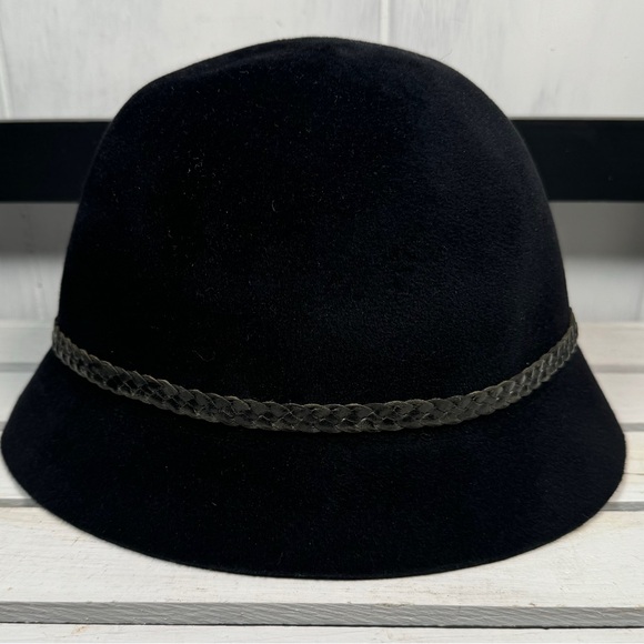 NEW Helen Kaminski RABBIT FUR FELT Cloche Hat, Adjustable Fits XS-M, $395 - Picture 3 of 9